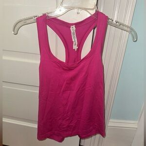 Lululemon swiftly tech size 6 sonic pink tank top
